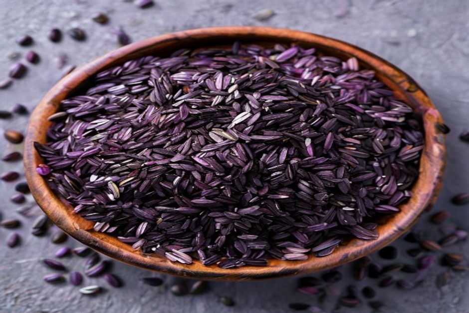 4 Benefits and Versatility of Black Rice: A Superfood Guide